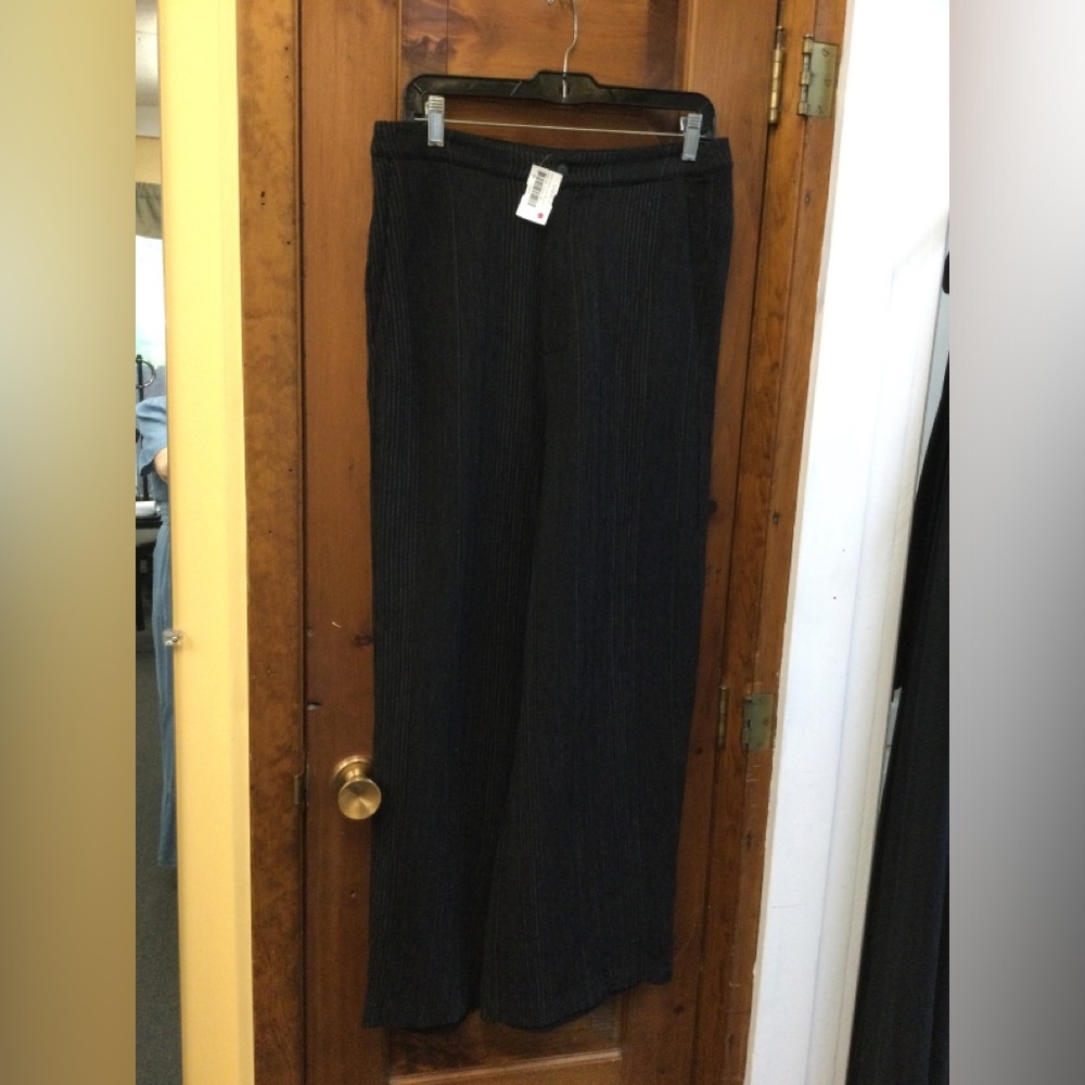 TRANSIT PANTS, NWT, SIZE 3/LARGE